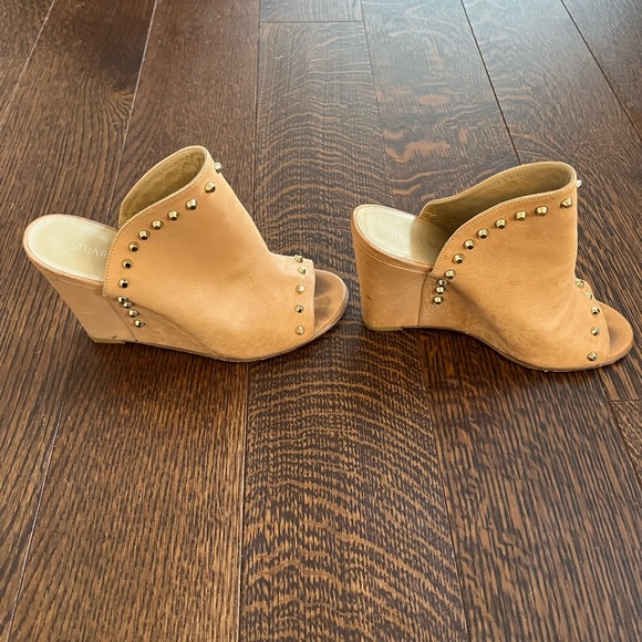 Stuart Weizman Wedge - Picture 3 of 5